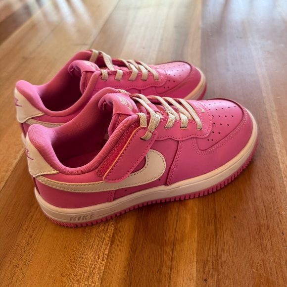 Nike Kids' Preschool Force 1 Low EasyOn Shoes - Picture 7 of 7